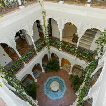 Enchanting Alhambra style mansion villa in the exclusive Marbella Club Golf Resort, Benahavis Picture 5