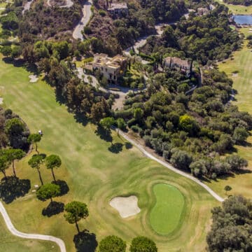 Enchanting Alhambra style mansion villa in the exclusive Marbella Club Golf Resort, Benahavis Picture 10