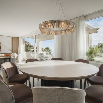 Duplex penthouse with breath-taking sea views in El Retiro de Nagueles on Marbella’s Golden Mile Picture 7