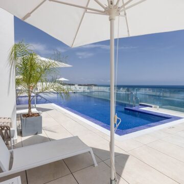 Darya Estepona Frontline Beach Location within the City Centre Picture 11