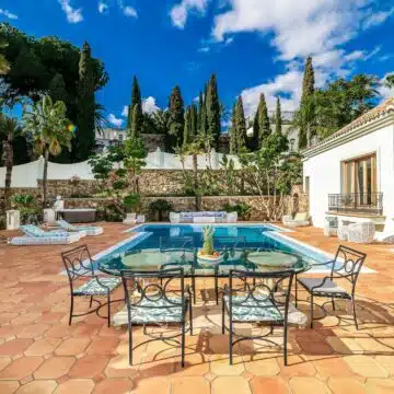 Rancho Paraiso, a luxury Mediterranean palace villa, 16 bedrooms, Main House, Guesthouse & Staff House in El Paraiso Alto, Benahavis Picture 24