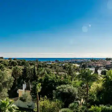 Rancho Paraiso, a luxury Mediterranean palace villa, 16 bedrooms, Main House, Guesthouse & Staff House in El Paraiso Alto, Benahavis Picture 26