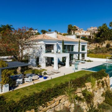 Unparalleled Luxury Villa in Los Flamingos Golf Resort, Benahavis Picture 41