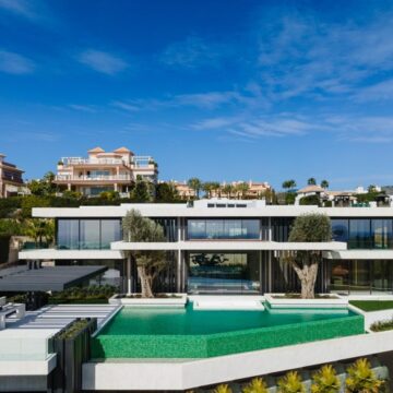 Extraordinary Luxury Villa with Panoramic Sea Views in Los Flamingos Golf, Benahavis Picture 30