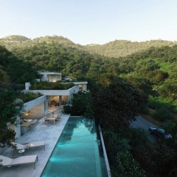 A Villa Perfectly Adapted to Its Environment in Monte Mayor, Benahavis Picture 2