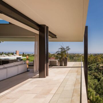 Villa Casa Varanda is a Modern Architectural Masterpiece Designed by Architect Tobal, within The Hills community La Quinta Benahavis Picture 1