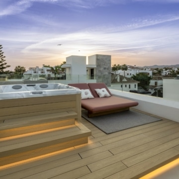 Elegant And Modern Contemporary Luxury Villa in the Area of Cortijo Blanco, Marbella Picture 17