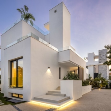 Elegant And Modern Contemporary Luxury Villa in the Area of Cortijo Blanco, Marbella Picture 19