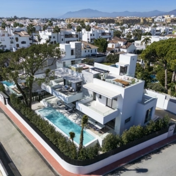 Elegant And Modern Contemporary Luxury Villa in the Area of Cortijo Blanco, Marbella Picture 28