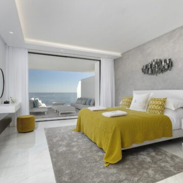 Emare Luxury Frontline Beach Apartment in Estepona on The Golden New Mile Picture 13