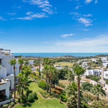 Duplex Penthouse in Las Lomas del Marques Benahavis Reformed and with Amazing Views towards the Sea Picture