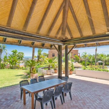 Duplex Penthouse in Las Lomas del Marques Benahavis Reformed and with Amazing Views towards the Sea Picture 19