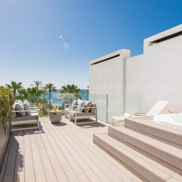 The Island Estepona – Stunning beachfront townhouse, fully furnished, offering beautiful Sea Views Picture 19