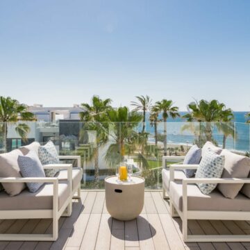 The Island Estepona – Stunning beachfront townhouse, fully furnished, offering beautiful Sea Views Picture 1
