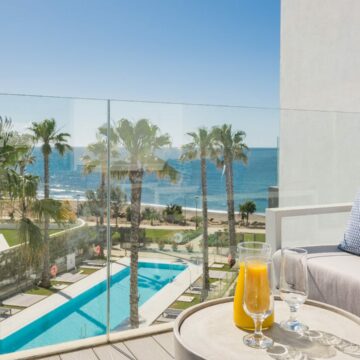 The Island Estepona – Stunning beachfront townhouse, fully furnished, offering beautiful Sea Views Picture 7