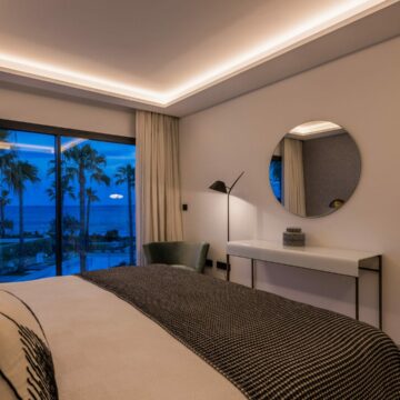 The Island Estepona – Stunning beachfront townhouse, fully furnished, offering beautiful Sea Views Picture 21