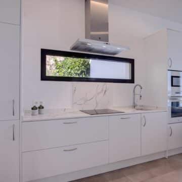 Newly built Contemporary Villa with stunning views in Montemayor, Benahavis Picture 15