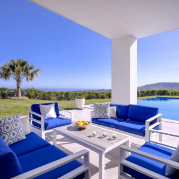 Newly built Contemporary Villa with stunning views in Montemayor, Benahavis Picture 6