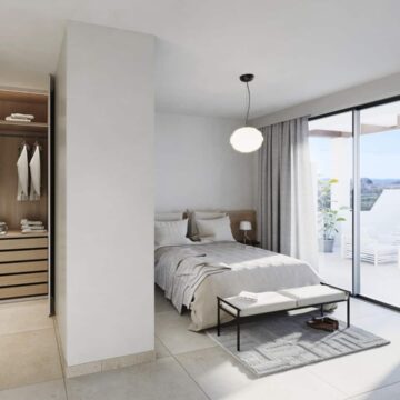 New 4 Bedroom Modern penthouse apartment on The New Golden Mile Estepona with Sea Views Picture 7