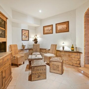 Beautiful Villa Situated in the Gated Community of Vega del Colorado, Benahavís Picture 34