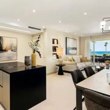 Modern Apartment with Stunning Sea View in Beachfront Bahia del Velerin, Estepona Picture 11