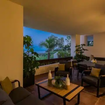 Modern Apartment with Stunning Sea View in Beachfront Bahia del Velerin, Estepona Picture 25