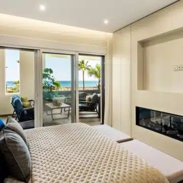 Modern Apartment with Stunning Sea View in Beachfront Bahia del Velerin, Estepona Picture 15