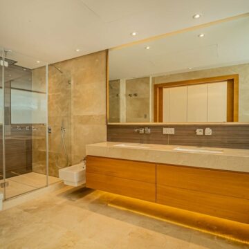 Stunning Penthouse in the Prestigious Residential Community of Sierra Blanca, Marbella Golden Mile Picture 10
