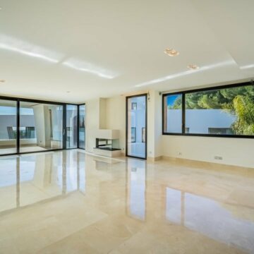 Stunning Penthouse in the Prestigious Residential Community of Sierra Blanca, Marbella Golden Mile Picture 6