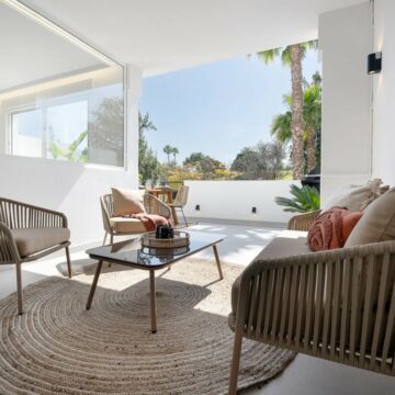 Recently Renovated and Restyled Apartment with Amazing Views in La Quinta, Benahavis Picture 14