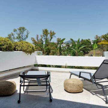 Amazing Duplex-Penthouse in one of Marbella’s Most Exclusive Neighbourhoods, Las Lomas de Marbella Club Picture 21