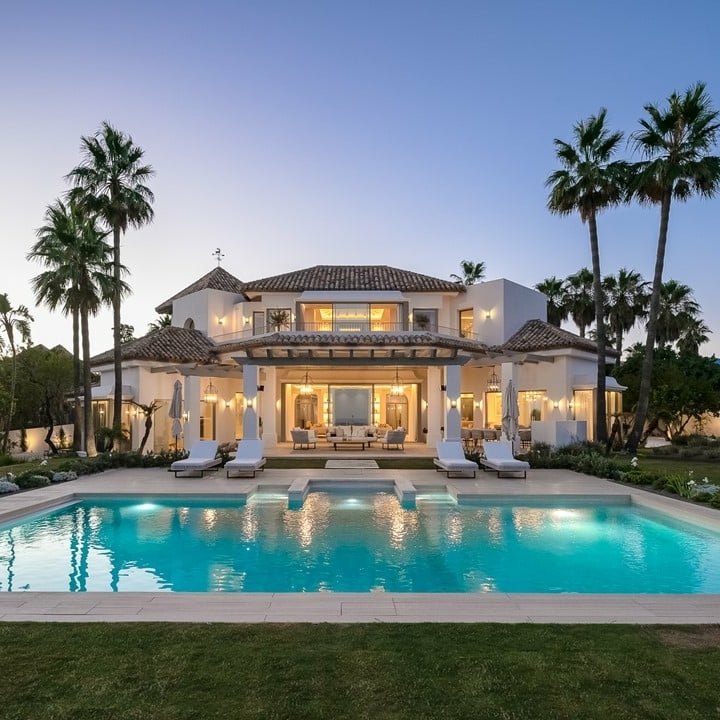 Stunning Villa Located on the Highest Point of Monte Halcones, La Quinta Benahavis Picture