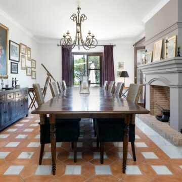 A Beautiful Family Home Surrounded by Imposing Nature with Breathtaking Sea and Mountain Views Picture 29