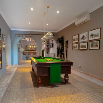 A Beautiful Family Home Surrounded by Imposing Nature with Breathtaking Sea and Mountain Views Picture 40