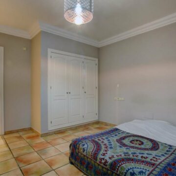 Traditional Mediterranean Style Detached Villa in the Highly Sought After Area of Nueva Andalucia’s Golf Valley in Marbella Picture 20