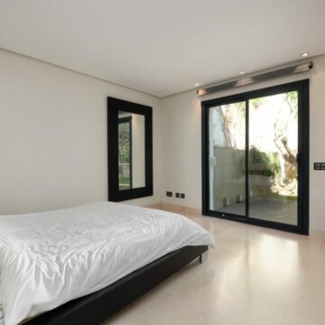 Unique Contemporary Villa With Panoramic Views in Istan, Marbella Picture 44