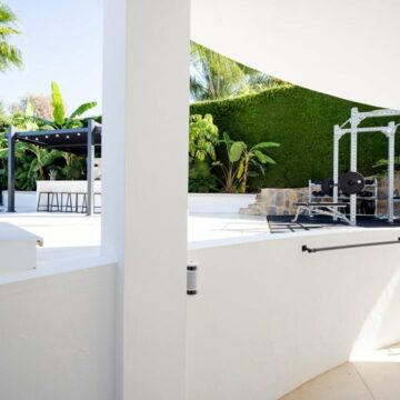 Villa with Spectacular Sea View Situated in a Family-friendly Neighbourhood in La Quinta, Benahavis Picture 38