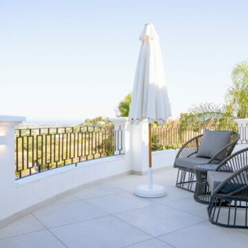 Villa with Spectacular Sea View Situated in a Family-friendly Neighbourhood in La Quinta, Benahavis Picture 40