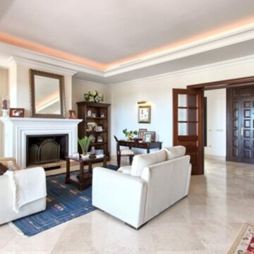 Stunning Golf Villa with Panoramic Sea Views Situated in Marbella Club Golf Resort, Benahavis Picture 13