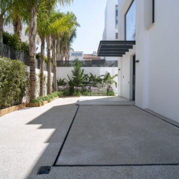 Marvelous New Modern Villas Located in One of the Most Luxurious Residential Areas in Marbella – Golden Mile Picture 26