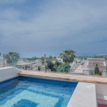 Spacious Townhouse in a Serene and Private Community in Sierra Blanca, on The Golden Mile Marbella Picture 9