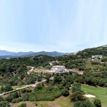 Villa in an Exclusive Location – Marbella Club Golf Resort in Benahavis Picture 3