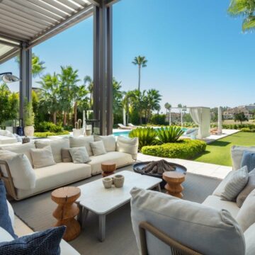 Frontline Golf Mansion in One of Marbella’s Most Exclusive Residential Communities, La Cerquilla in Nueva Andalucia Picture 17