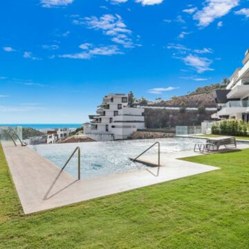 Luxury BYU Hills Apartment with Panoramic Sea Views in Benahavis – Marbella Picture 21