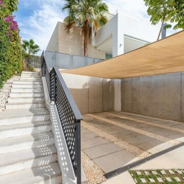Luxury Villa in the Luxury Urbanization of La Finca in Río Real, One of the Best Areas of Marbella Picture 0