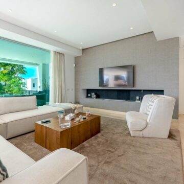 Luxury Villa in the Luxury Urbanization of La Finca in Río Real, One of the Best Areas of Marbella Picture 15