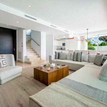 Luxury Villa in the Luxury Urbanization of La Finca in Río Real, One of the Best Areas of Marbella Picture 18