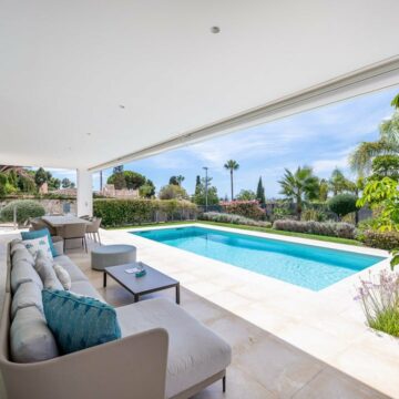 Luxury Villa in the Luxury Urbanization of La Finca in Río Real, One of the Best Areas of Marbella Picture 8