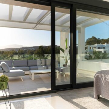 Stunning Duplex Penthouse with Remarkable Views in Atalaya, Benahavis Picture 13