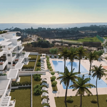 Costafiore Gardens Estepona a unique 2 bedroom ground floor apartment with large terrace and private garden Picture